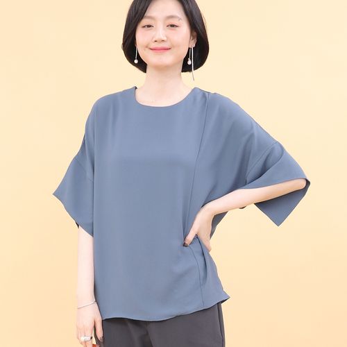 애비뉴투지 엄마옷 가오리 시폰 소매 루즈핏 봄 여름 반팔 블라우스 B05336