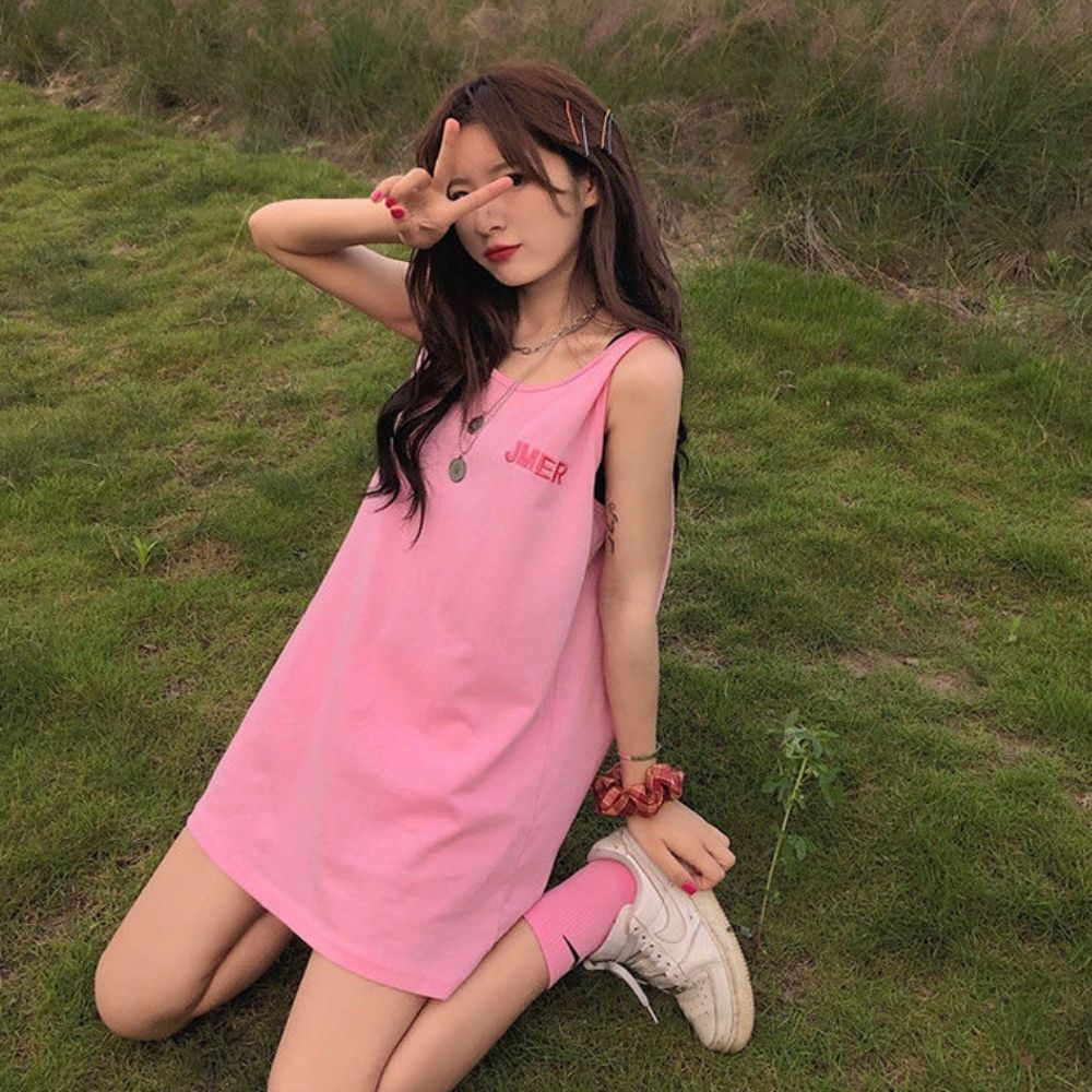 여성 롱 나시 티셔츠 루즈핏 레터링 박스티 민소매티 [WE93B64]