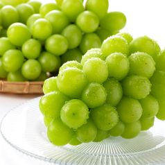 껍질째 먹는 산지직송 샤인머스켓 1kg (2-3수)