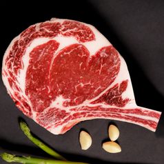 Fresh 블랙앵거스 초이스등급 3.5cm 토마호크 손잡이 뼈 제거 600g 캠핑고기 가정용 홈파티