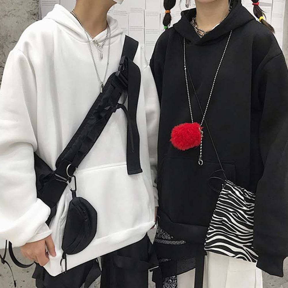 [샵앤] 남녀공용 커플룩 데일리 오버핏 후드 티셔츠 WON-WSH-W73440C